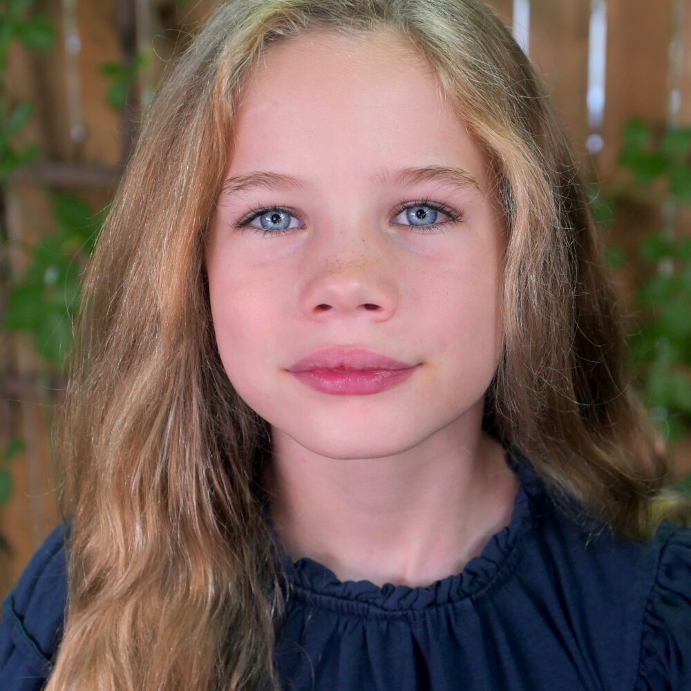 Alona Jane Robbins