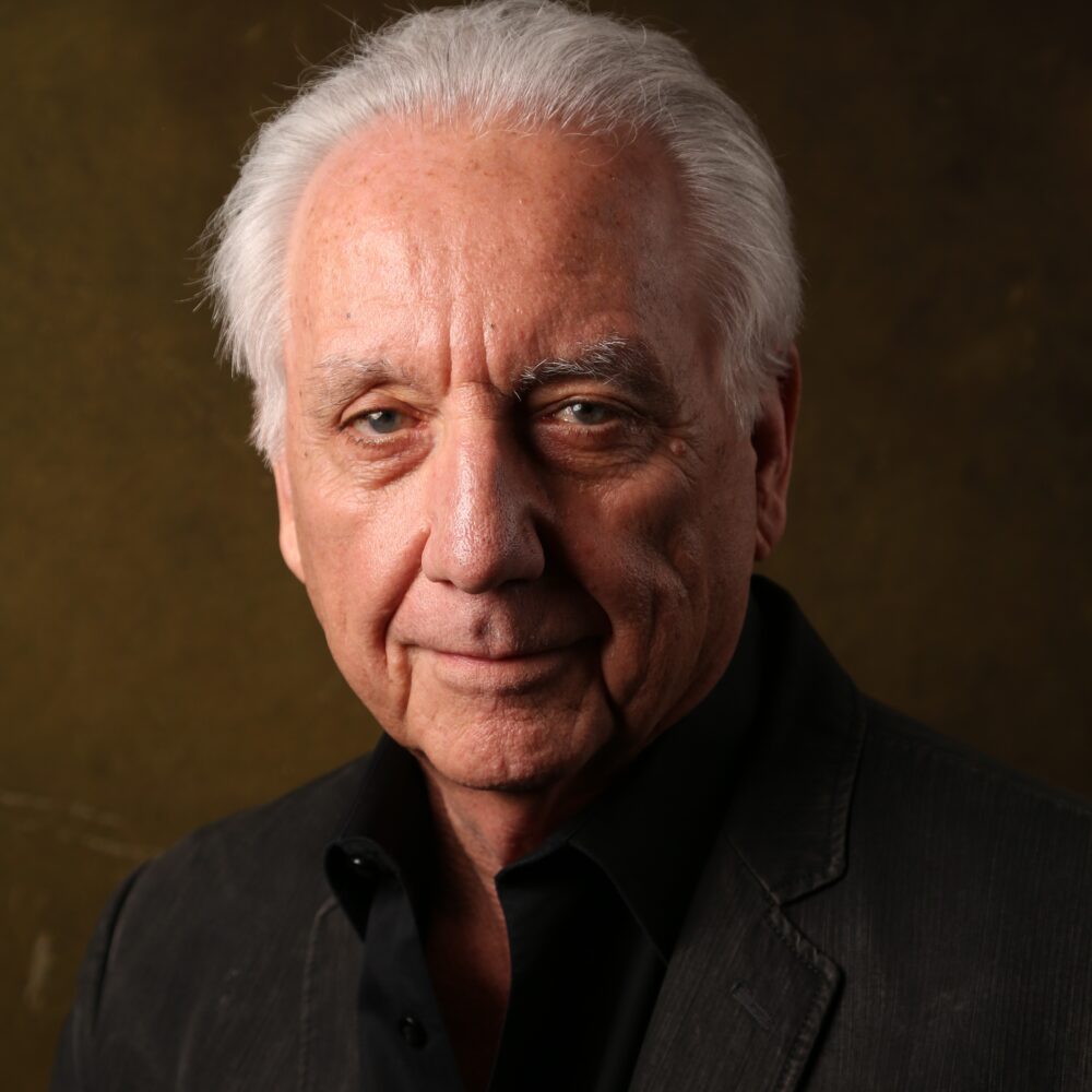 Bob Gunton
