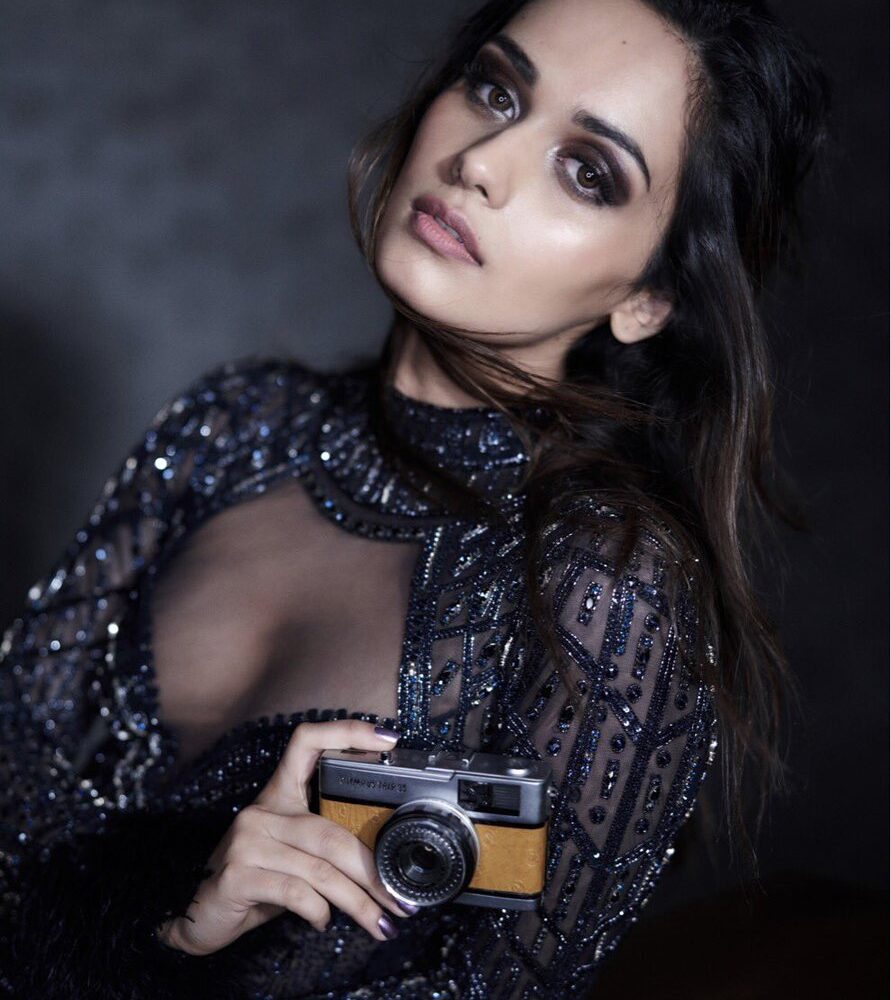 Manushi Chhillar
