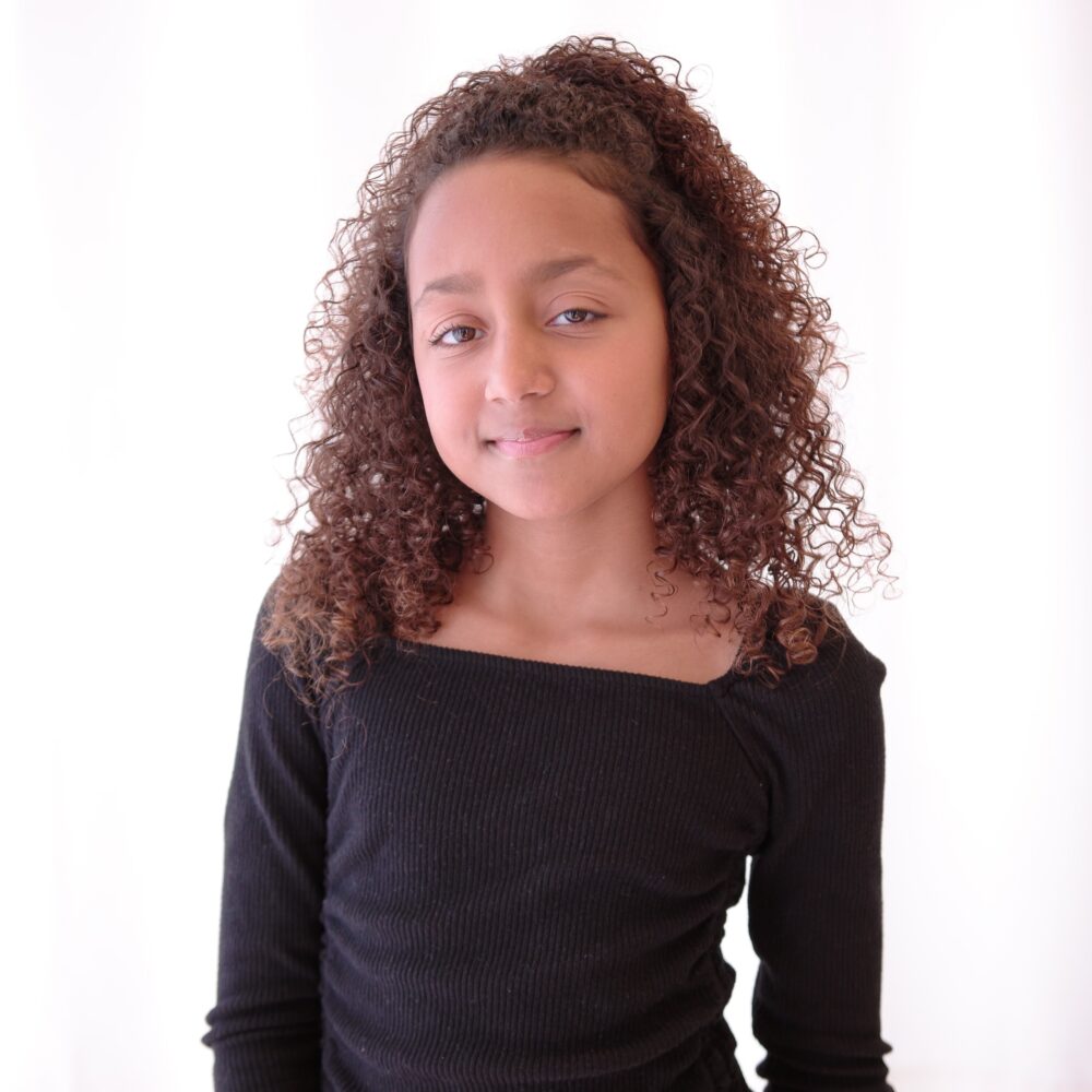 Mila Davis Kent