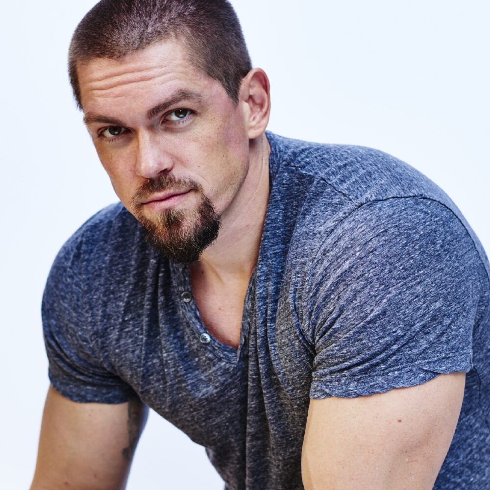 Steve Howey