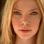 Riki Lindhome