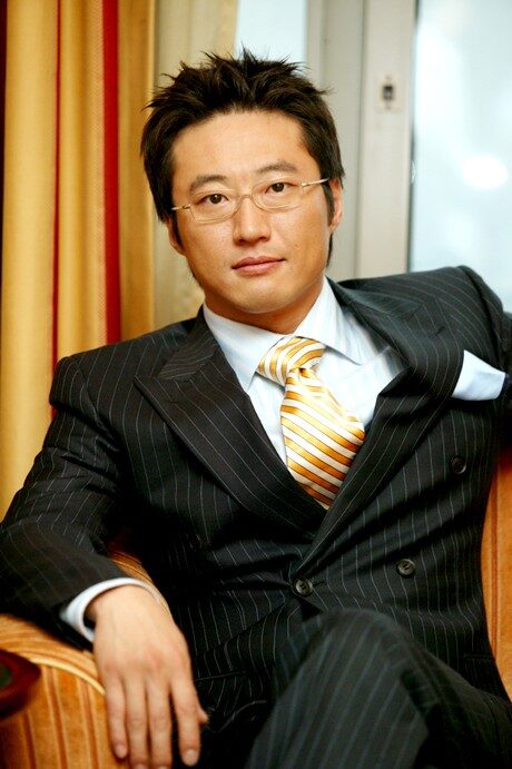 Park Shin yang