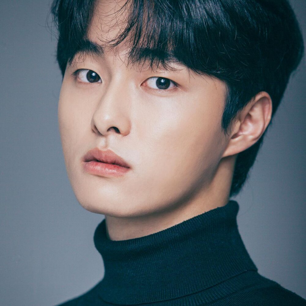 Yoon Chan young