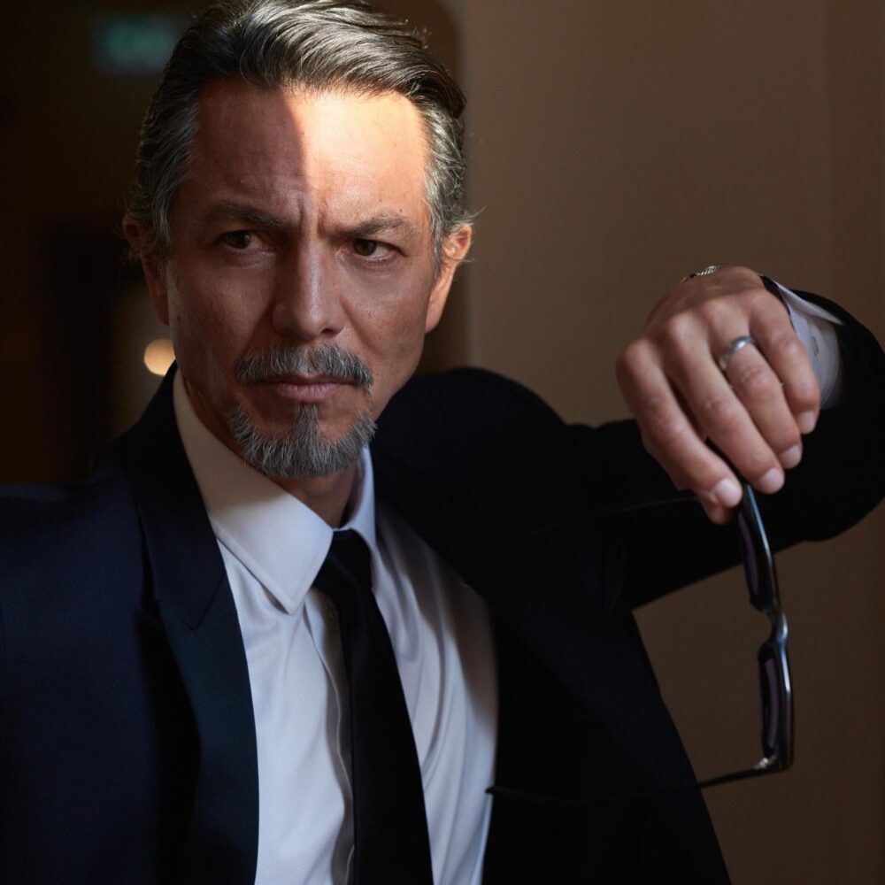 Benjamin Bratt