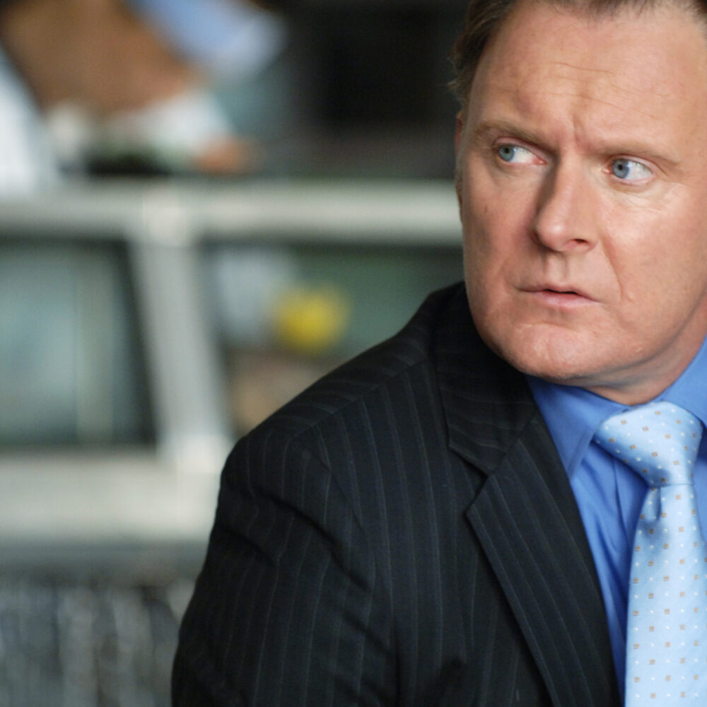 Robert Glenister
