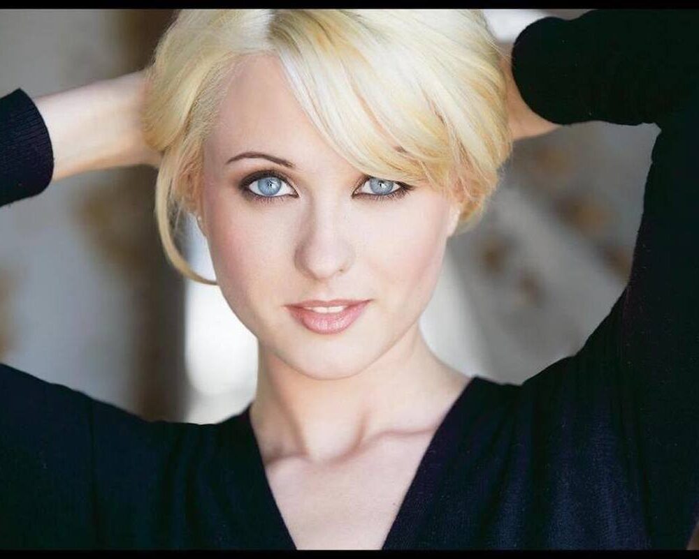 Claire Alan