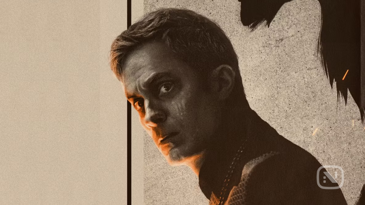 فیلم کوتاه Werewolf by Night از بهترین آثار ابرقهرمانی سال 2022 با فضای تاریک و نوستالژیک خود شما را به دنیای فیلم‌های کلاسیک ترسناک دهه ۱۹۳۰ خواهد برد. 