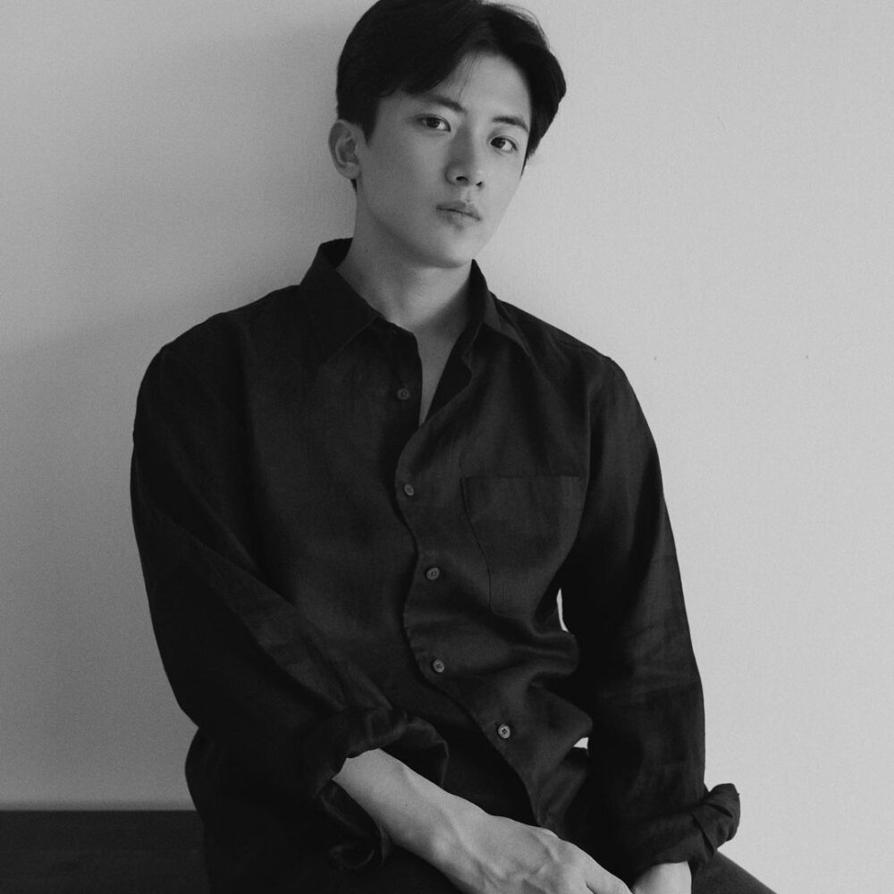 Kim Shin bi