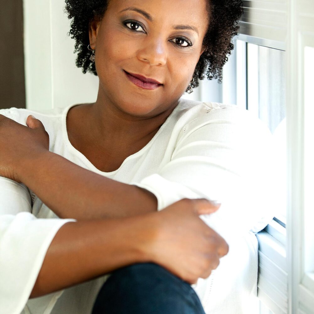 Lucinda Davis
