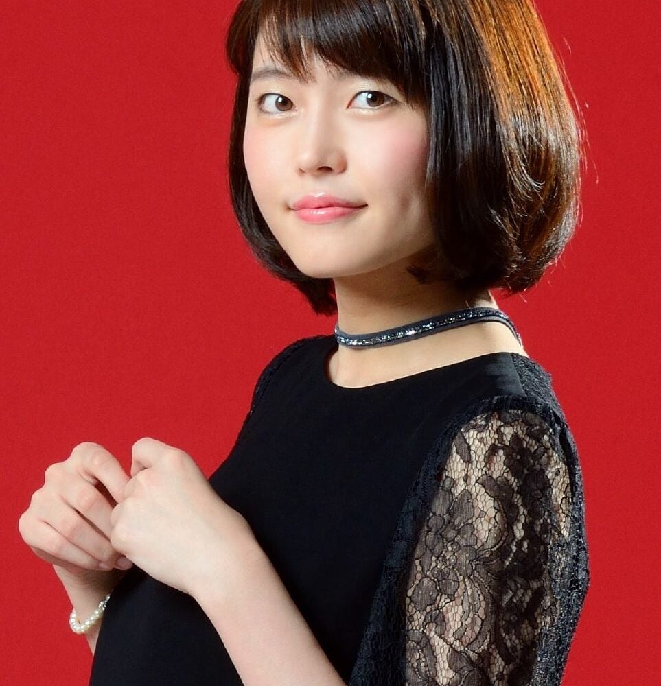 Sayaka Senbongi