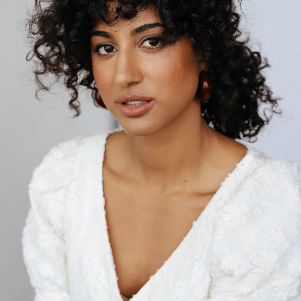 Vella Lovell