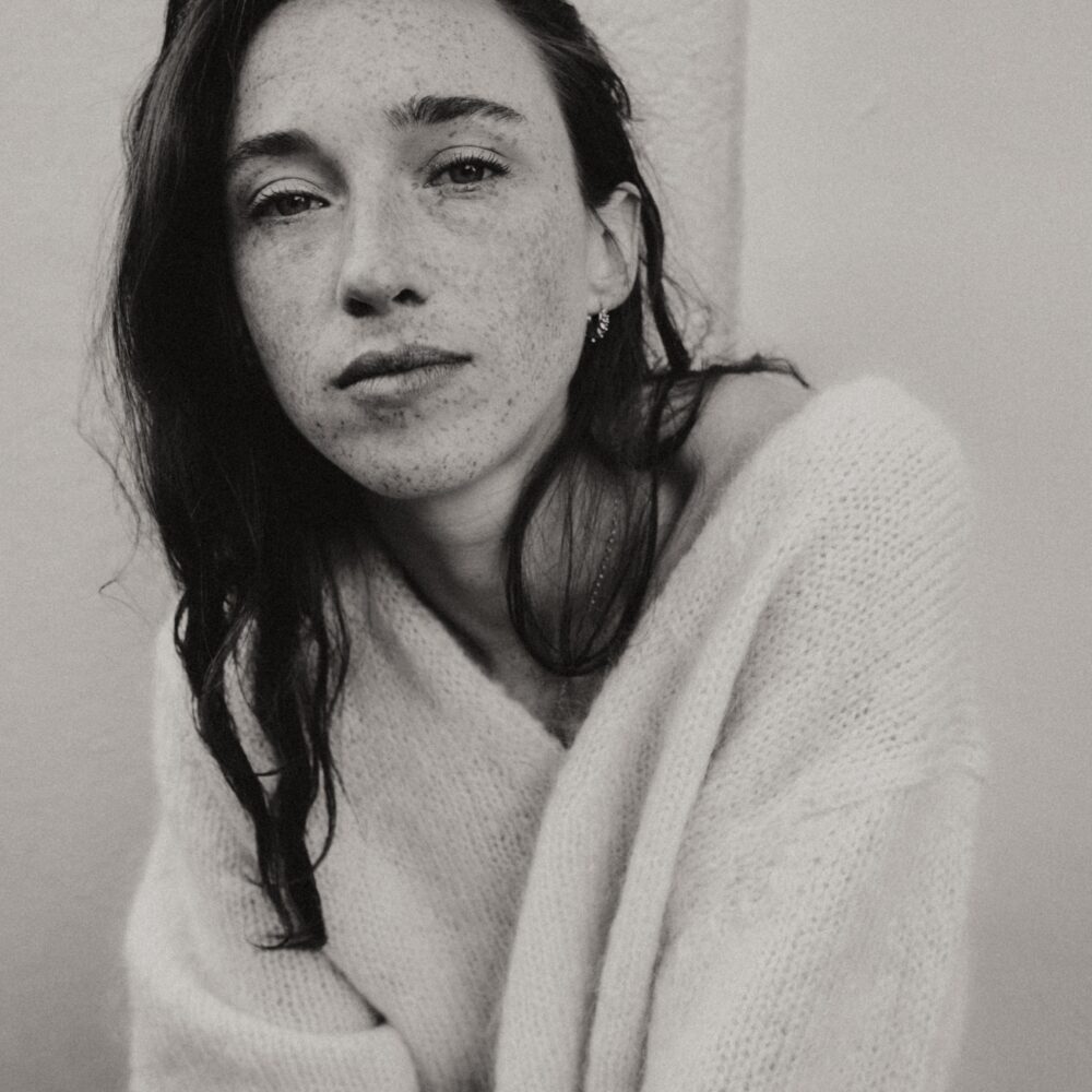 Ellie James