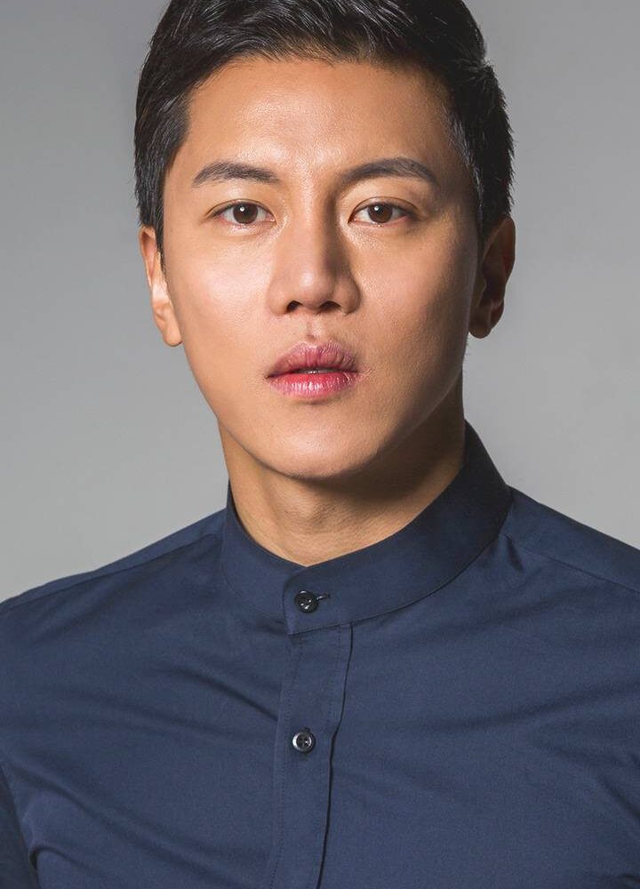 Eum Moon suk
