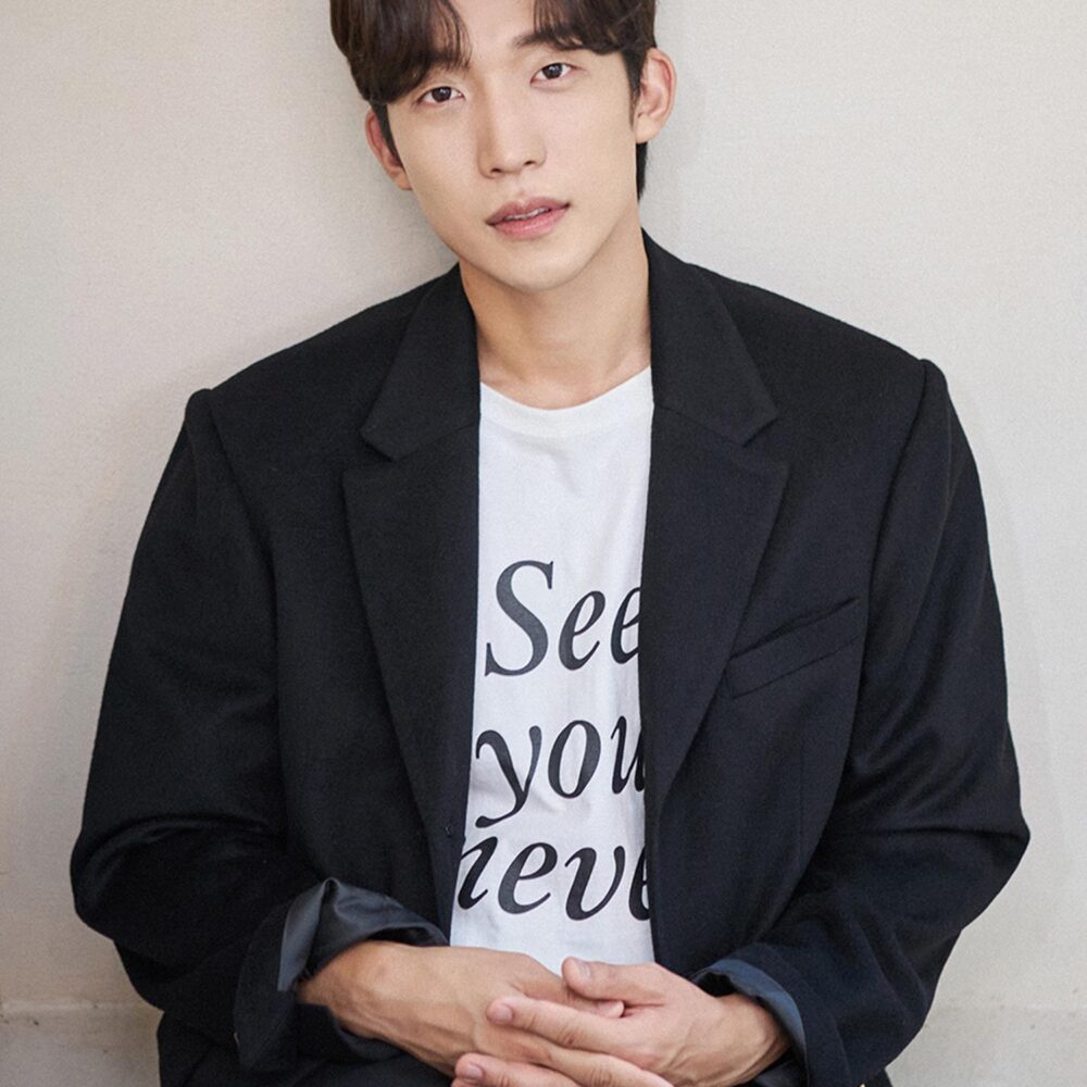 Lee Sang yi